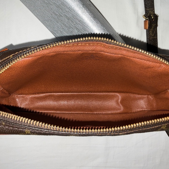 LOUIS VUITTON Vintage Marly Bandouliere Monogram Crossbody Brown - Picture 13 of 16